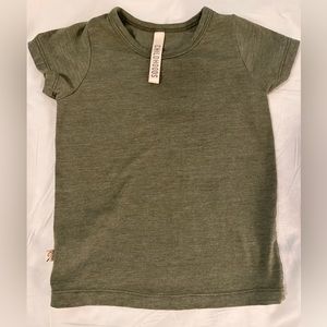 Childhoods Clothing 2T short sleeve tee